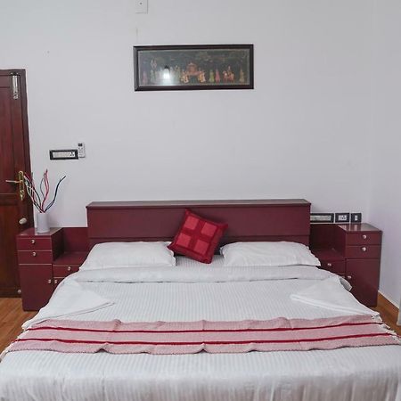 Thanal Premium Villa By - A Place To Call Your Home Muvattupuzha Buitenkant foto