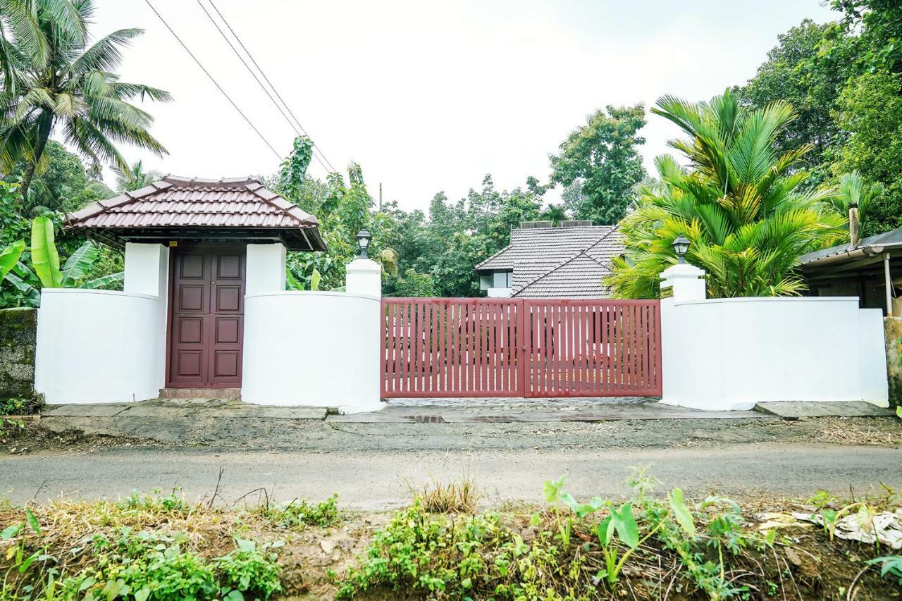 Thanal Premium Villa By - A Place To Call Your Home Muvattupuzha Buitenkant foto